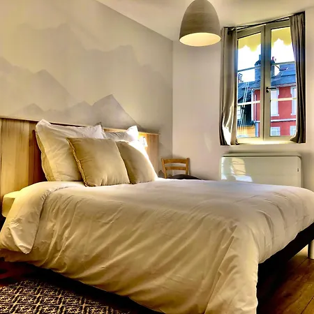 Confort Coeur De Grand Balcon Le Neouvielle Apartmán *