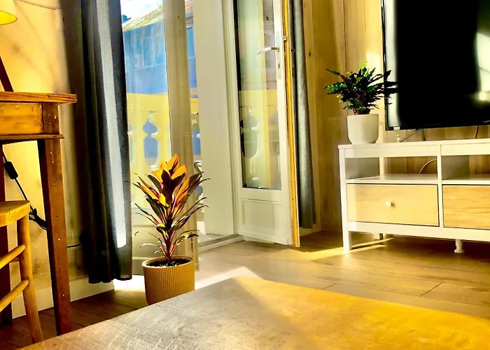 Confort Coeur De Grand Balcon Le Neouvielle バニエール・ド・ビゴール