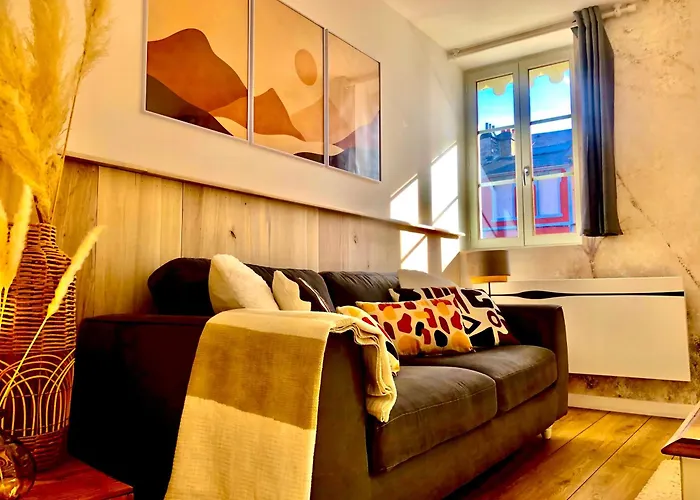 Confort Coeur De Grand Balcon Le Neouvielle